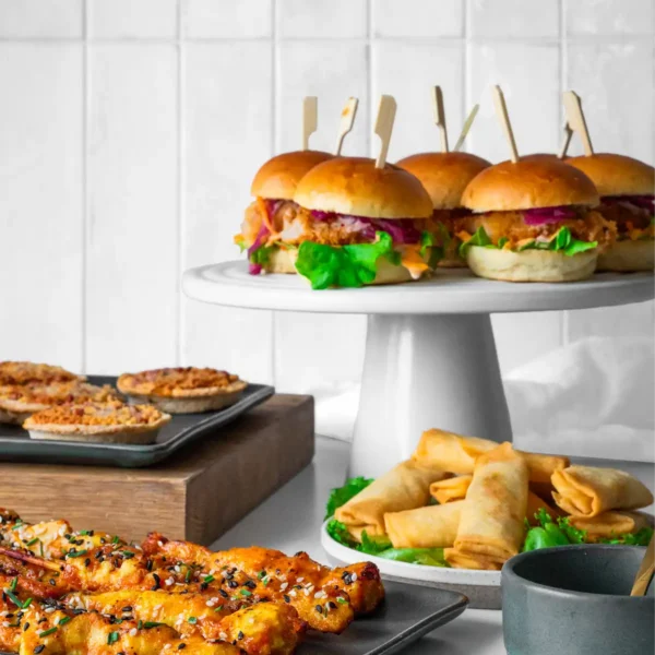 Barnaborðið Léttur og bragðmikill seðill fyrir afslappaðar stundir. Fullkomið jafnvægi milli einfaldleika og bragðgóðra bita.